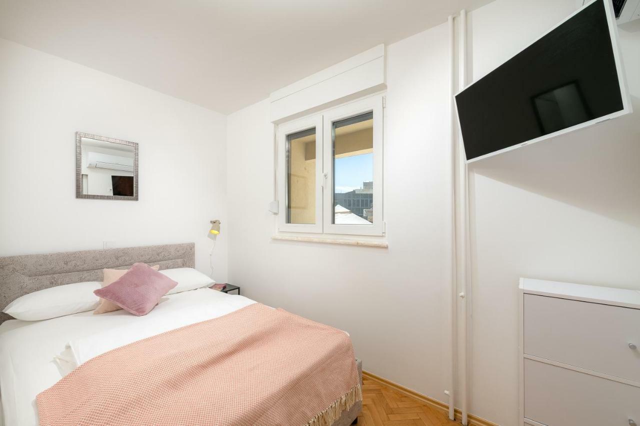 Apartments&Rooms Daisy Split Buitenkant foto